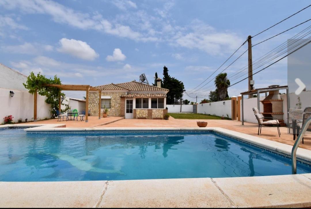 Chalet Villa Caulina Chiclana de la Frontera Exterior foto